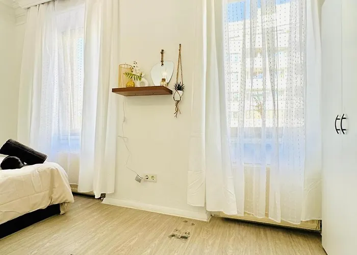 Comfy 4br Apt, 12-min To Fac Platz *