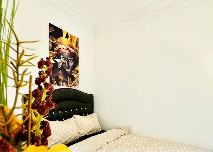 Comfy 4br Apt, 12-min To Fac Platz Apartment *