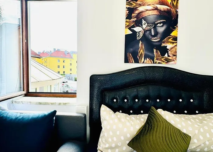 Apartment Comfy 4br Apt, 12-min To Fac Platz