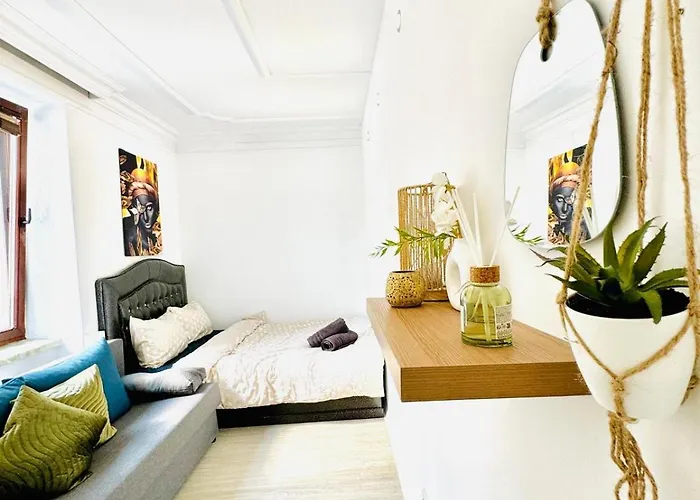 Comfy 4br Apt, 12-min To Fac Platz *