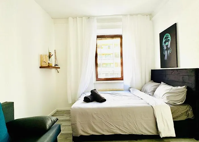 Comfy 4br Apt, 12-min To Fac Platz Apartment *